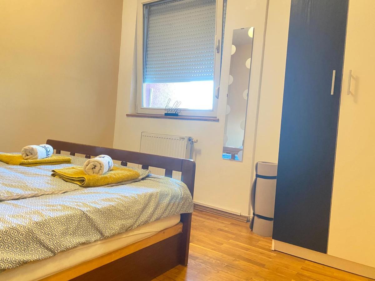 Apartman Mimi / Mimi Apartment ノヴィ・サド エクステリア 写真